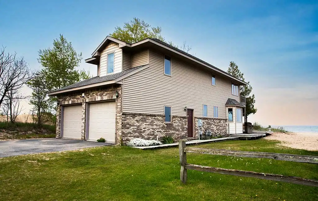 Thomas Parkside Cottages business image in Oscoda, MI