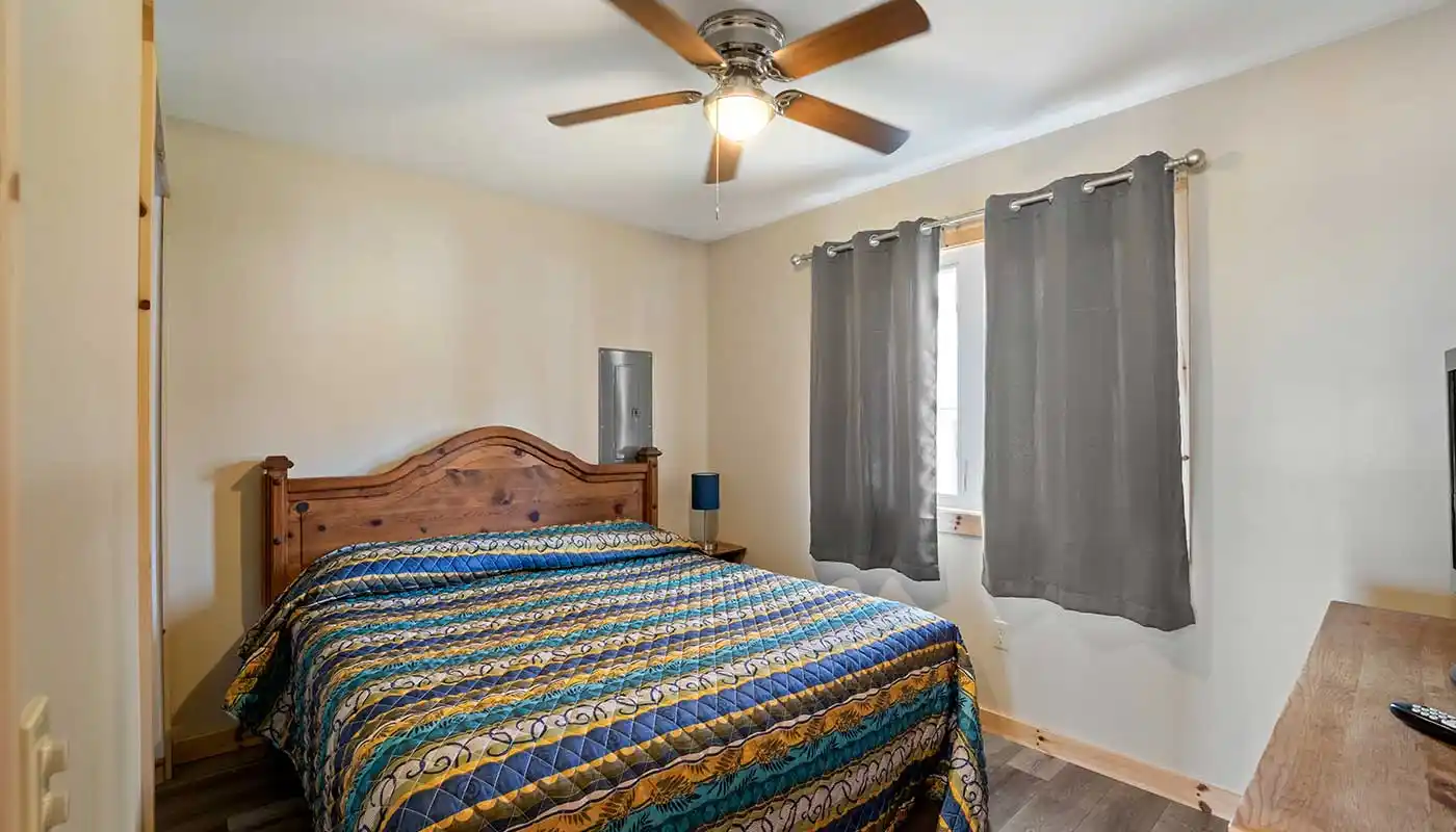 Thomas Parkside Cottages business image in Oscoda, MI